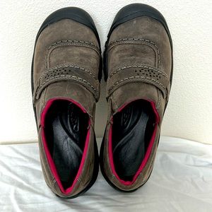 Keen Brown Leather Slip On Hiking Shoes Kaci